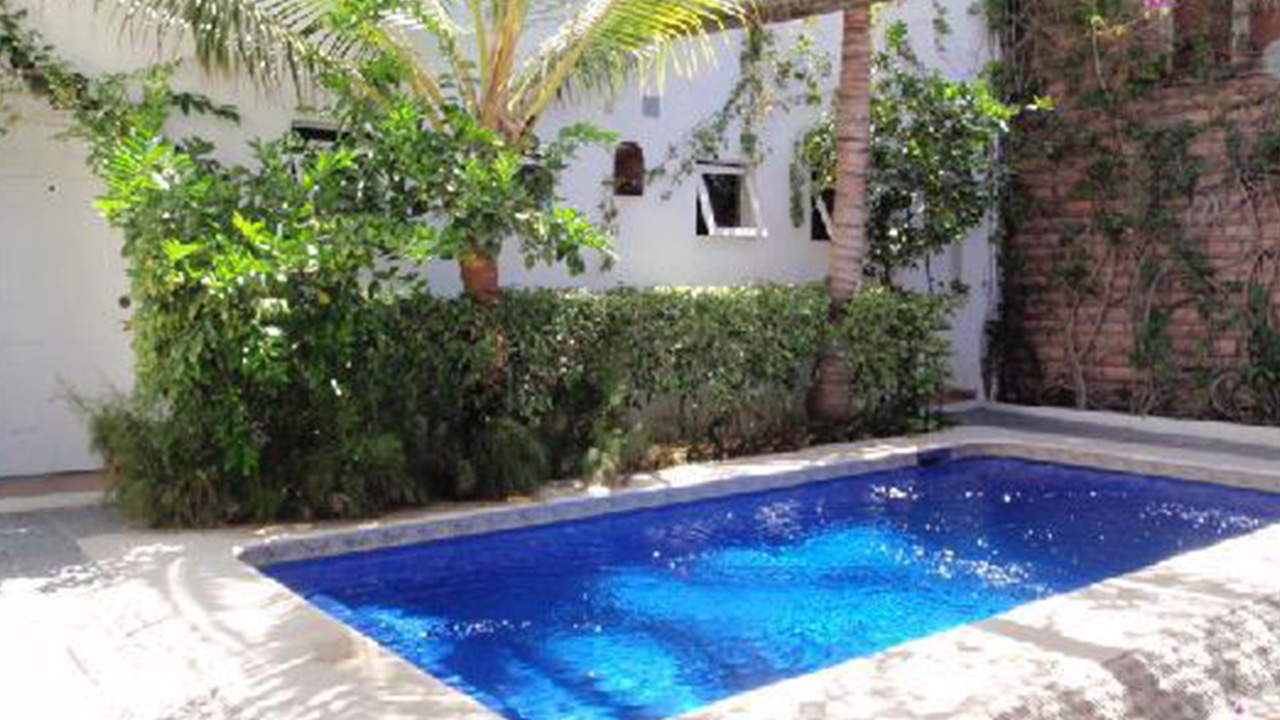 Los Milagros Hotel Transportation